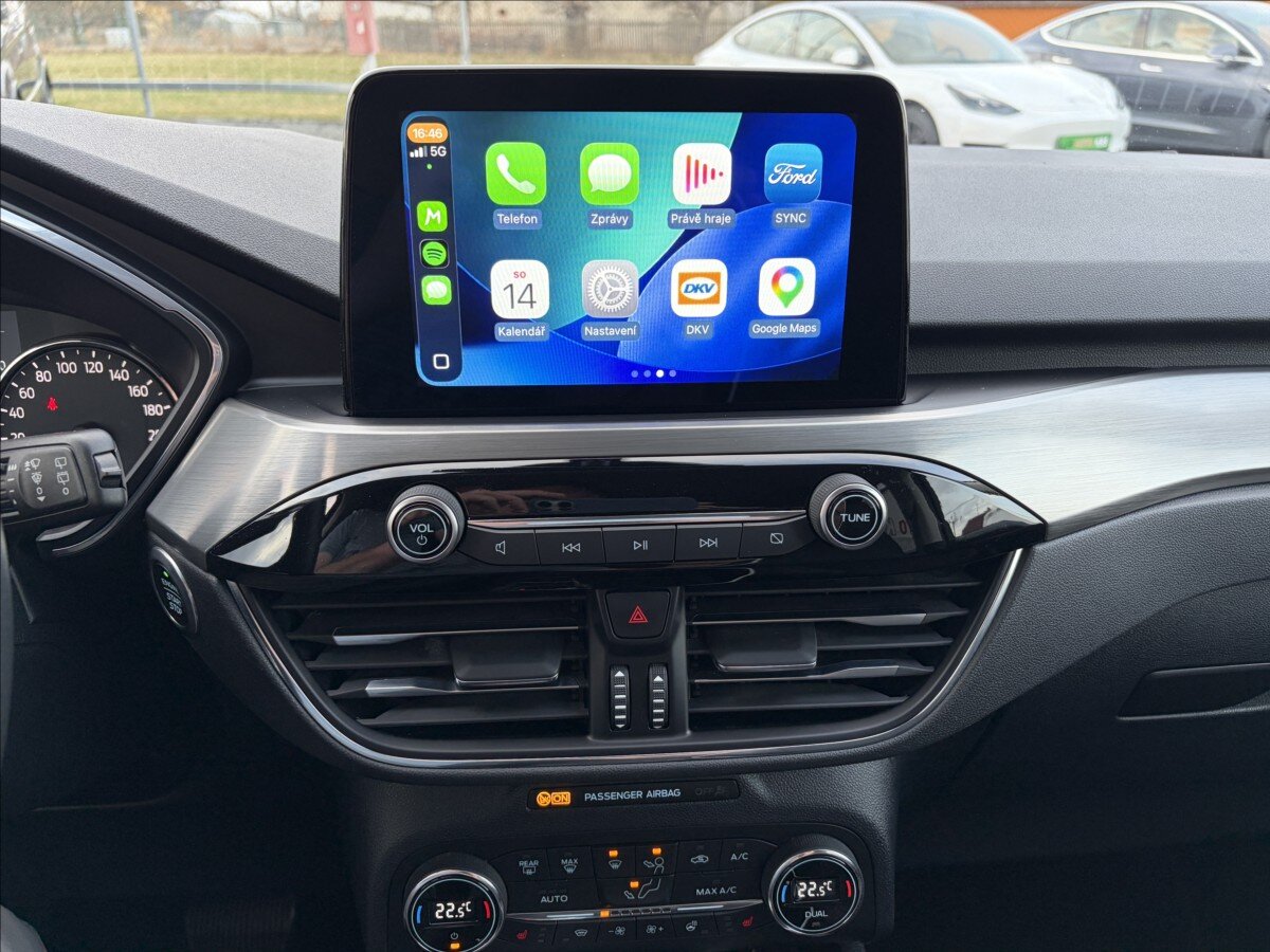 Ford Kuga SUV / Terénní 2,5 l 165 kw