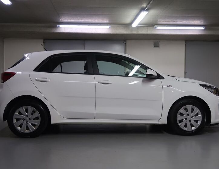 KIA Rio 4