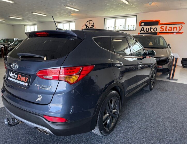 Hyundai Santa Fe SUV / Terénní 2,2 l 145 kw