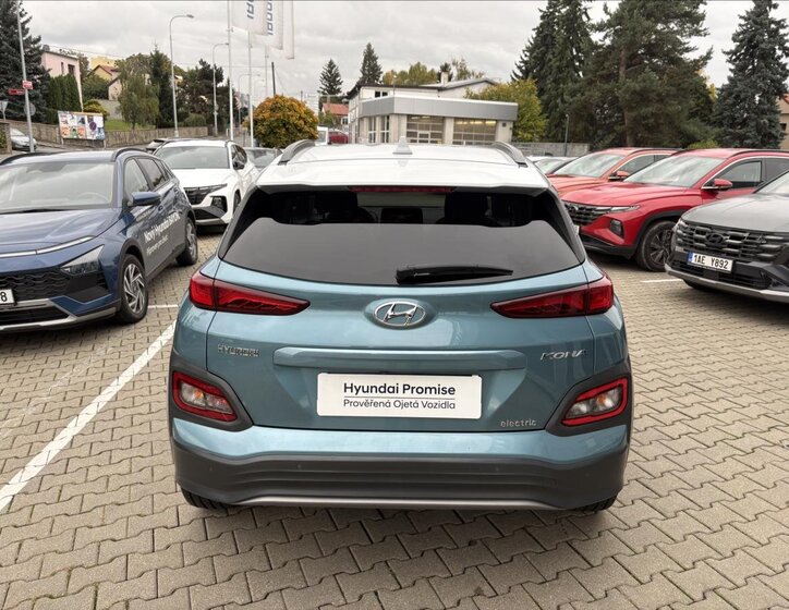 Hyundai Kona SUV / Terénní 0,0 150 kw