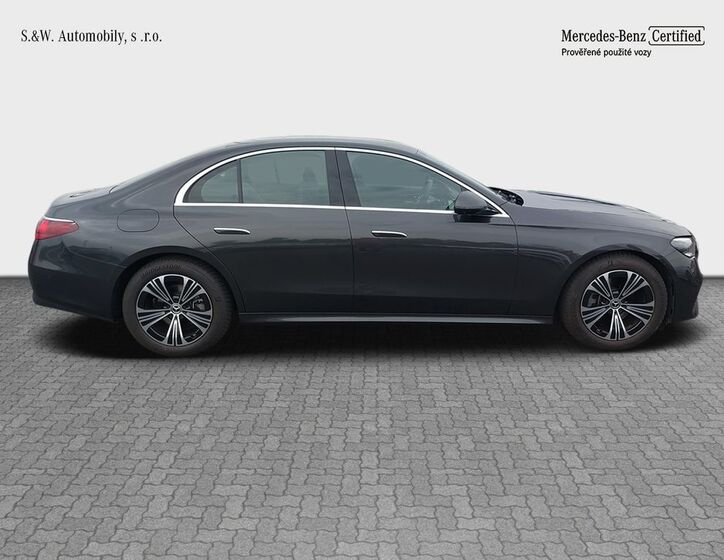 Mercedes-Benz Třídy E 6