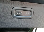 Volvo XC90 SUV / Terénní 2,0 l 228 kw