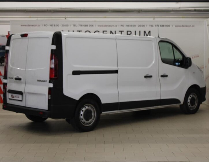 Renault Trafic 4