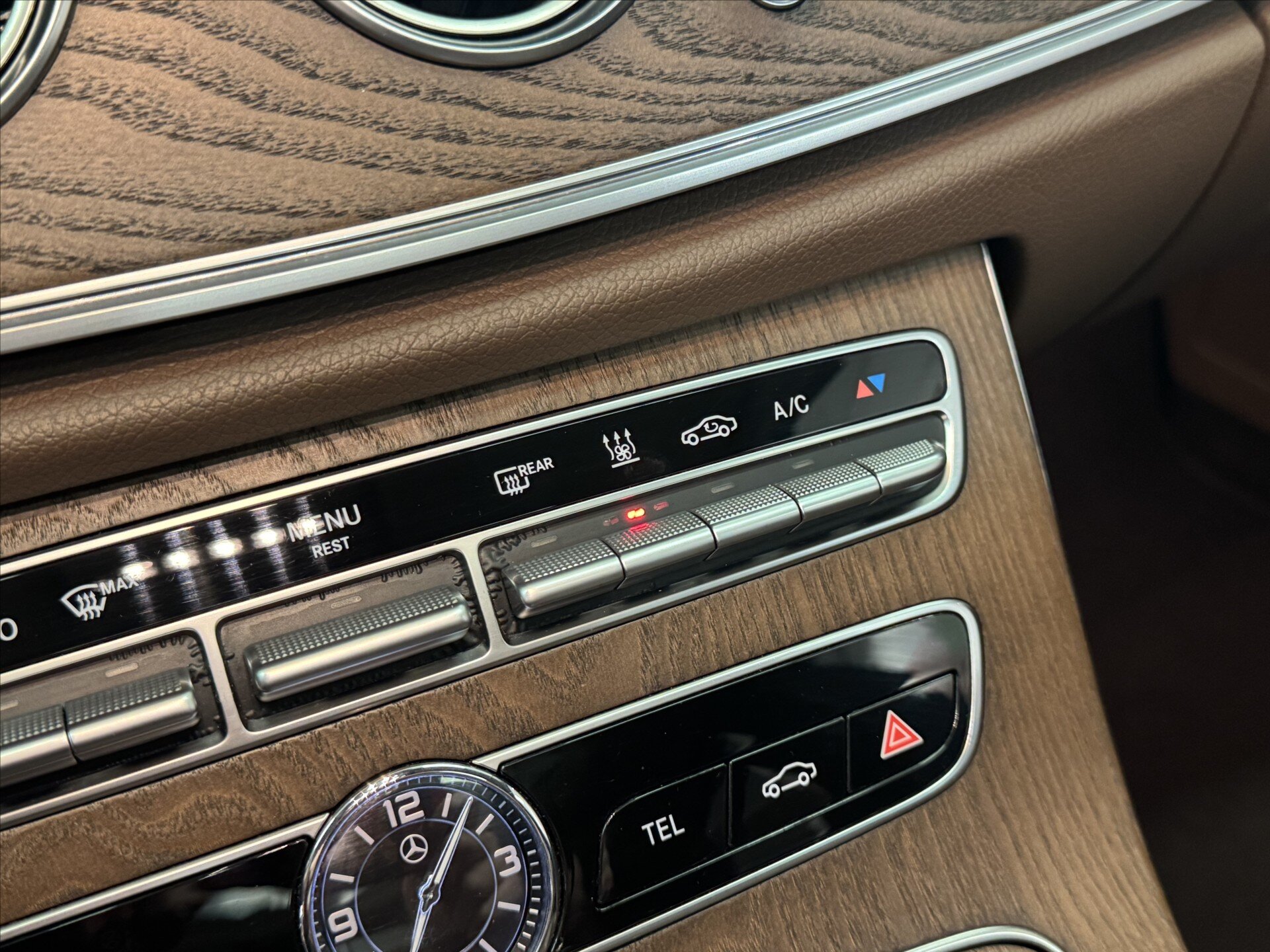 Mercedes-Benz Třídy E Sedan / Limuzína 2,9 l 250 kw