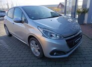 Peugeot 208 Hatchback 1,2 l 60 kw