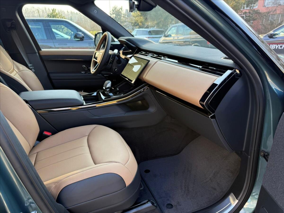 Land Rover Range Rover Sport SUV / Terénní 3,0 l 183 kw
