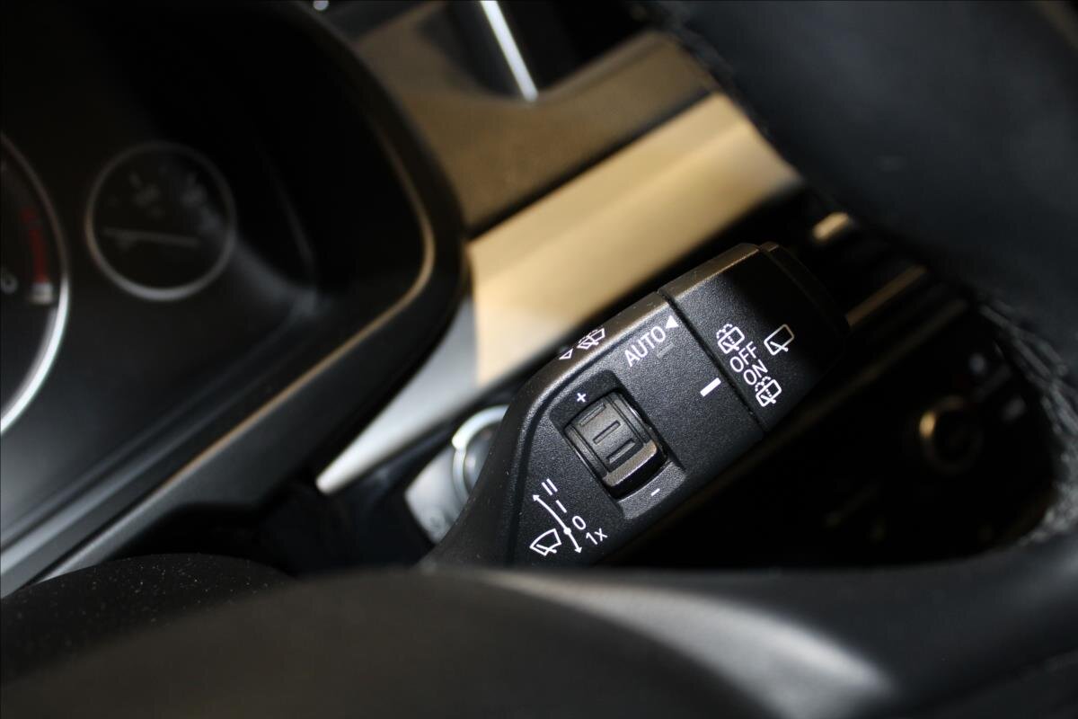 BMW X5 SUV / Terénní 3,0 l 190 kw