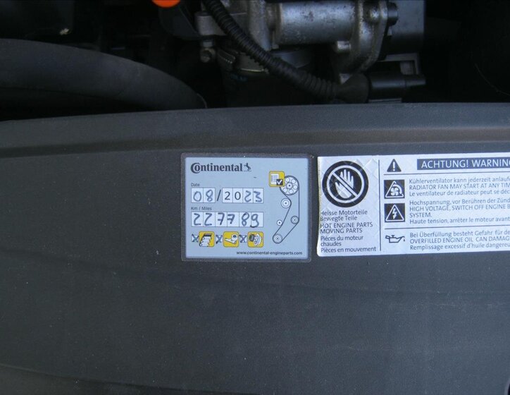 Volkswagen Golf Kombi 1,6 l 77 kw