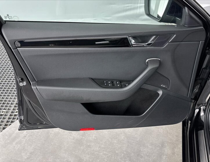 Škoda Superb Kombi 2,0 l 147 kw