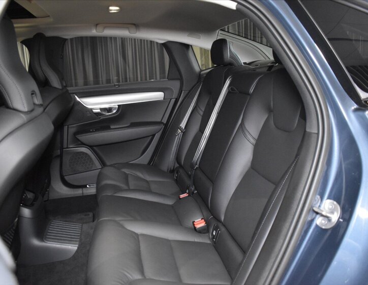 Volvo S90 Sedan 2,0 l 335 kw