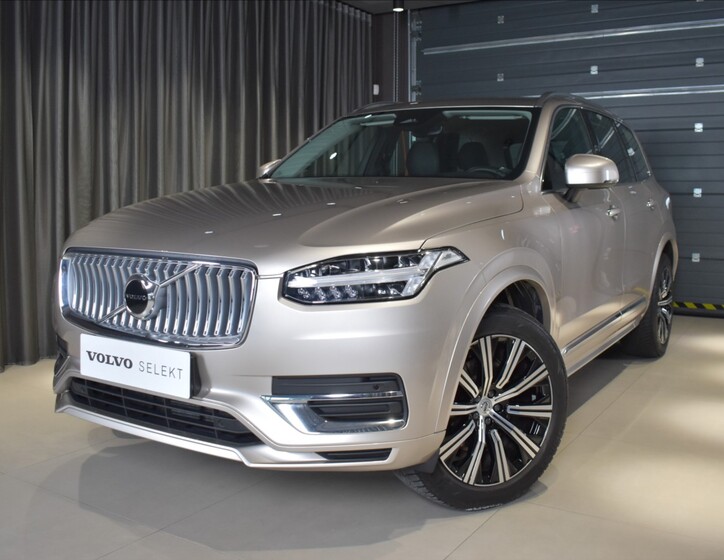 Volvo XC90 1