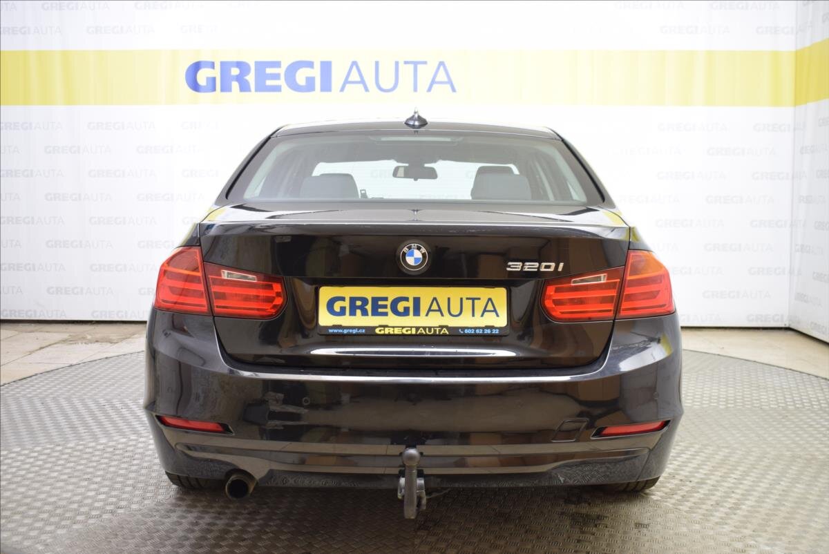 BMW Řada 3 Sedan / Limuzína 1,6 l 100 kw