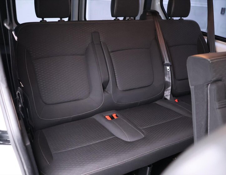 Opel Vivaro Kombi 1,6 l 107 kw