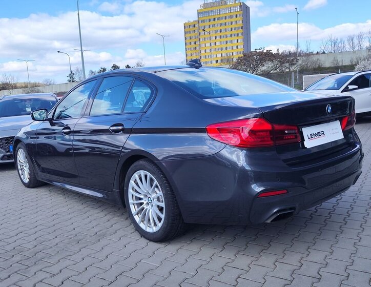 BMW Řada 5 Sedan / Limuzína 3,0 l 250 kw