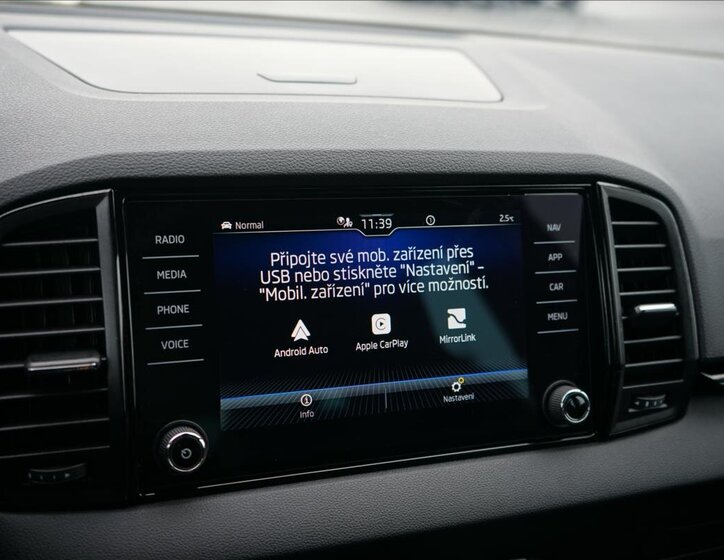 Škoda Karoq SUV / Terénní 1,5 l 110 kw