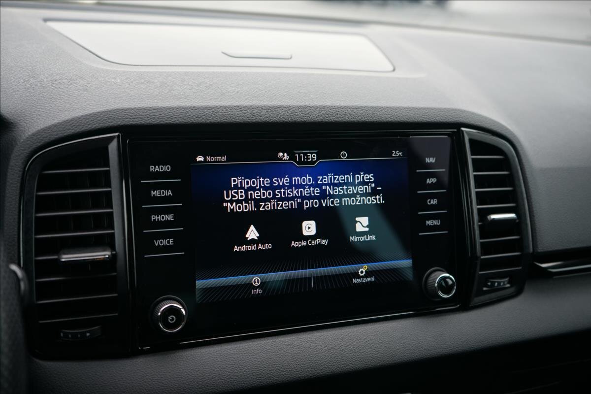 Škoda Karoq SUV / Terénní 1,5 l 110 kw