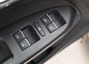 Volkswagen Touran MPV 1,6 l 77 kw