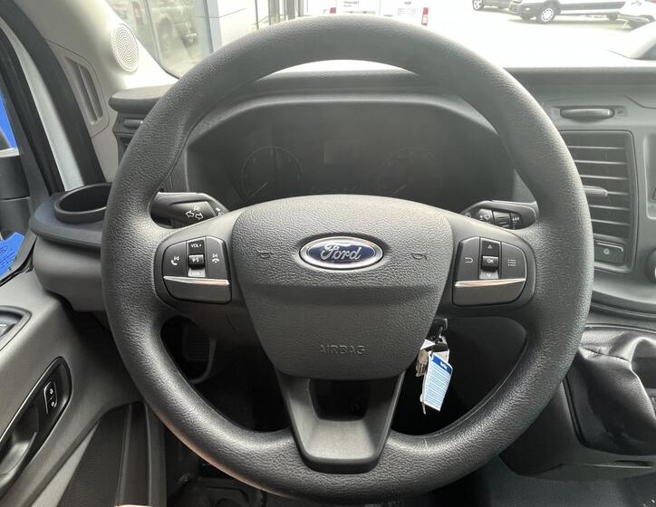 Ford Transit 18