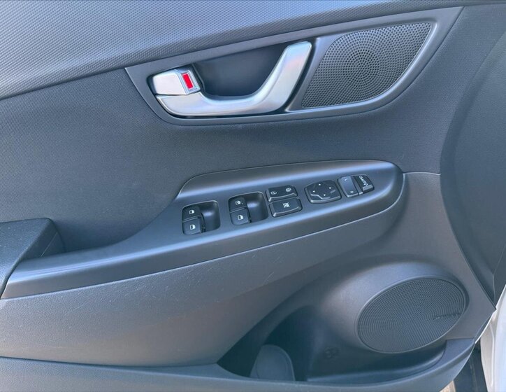 Hyundai Kona SUV 1,6 l 146 kw