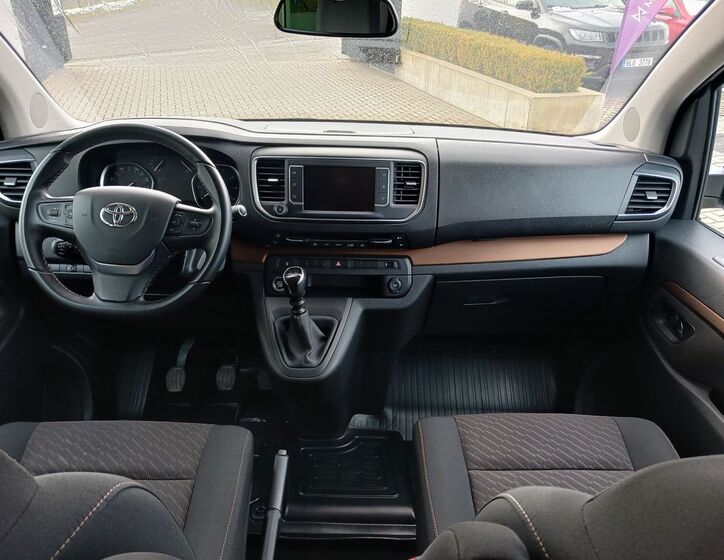 Toyota ProAce Verso 15