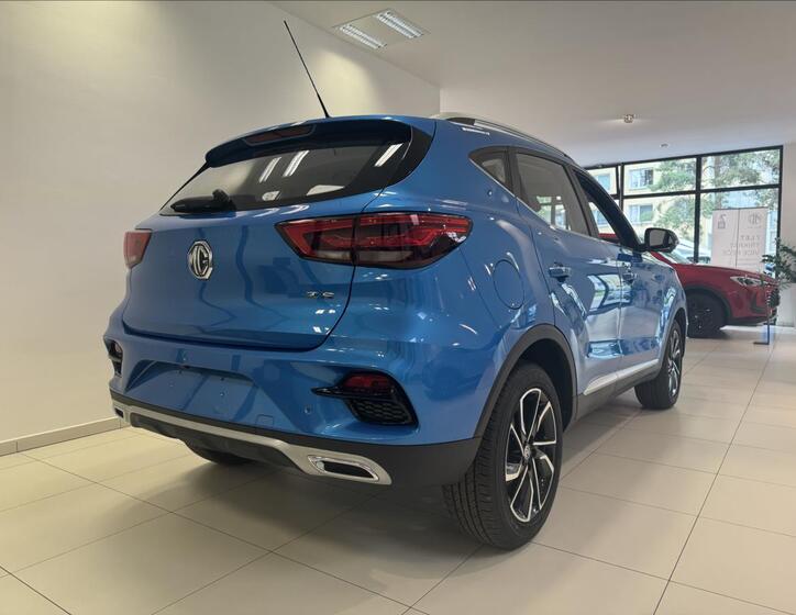 MG ZS 3