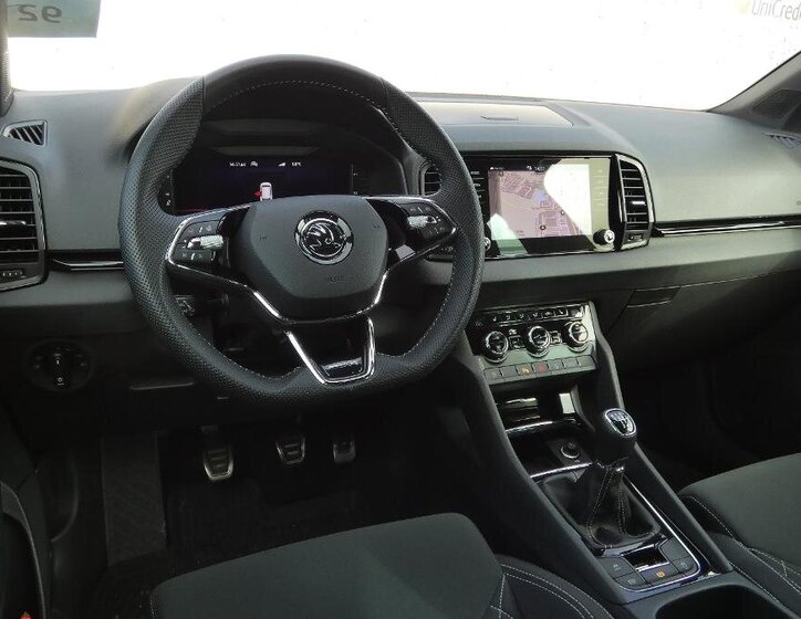 Škoda Karoq SUV / Terénní 1,5 l 110 kw