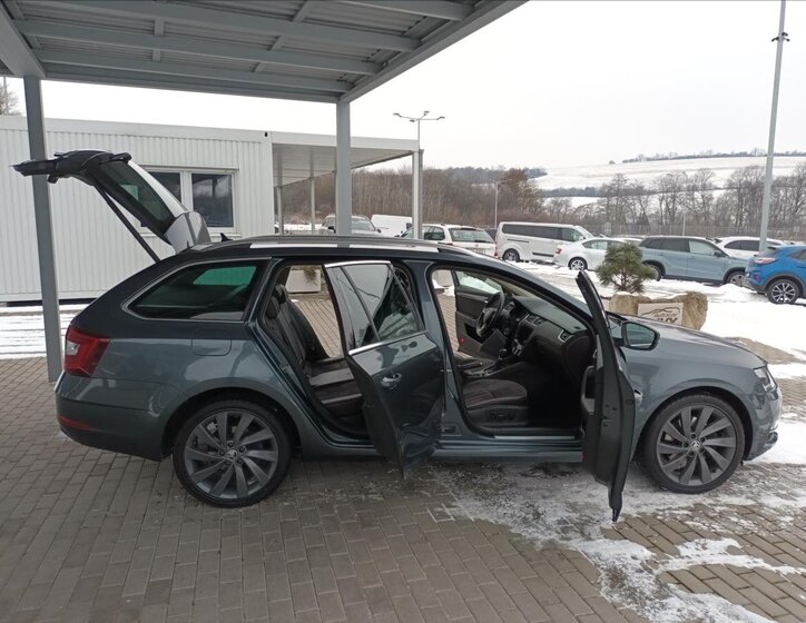 Škoda Octavia Kombi 2,0 l 135 kw