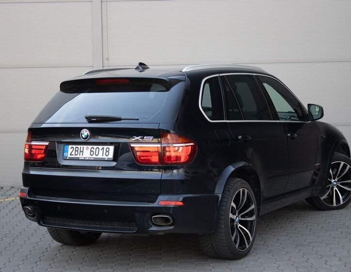 BMW X5 SUV / Terénní 3,0 l 225 kw