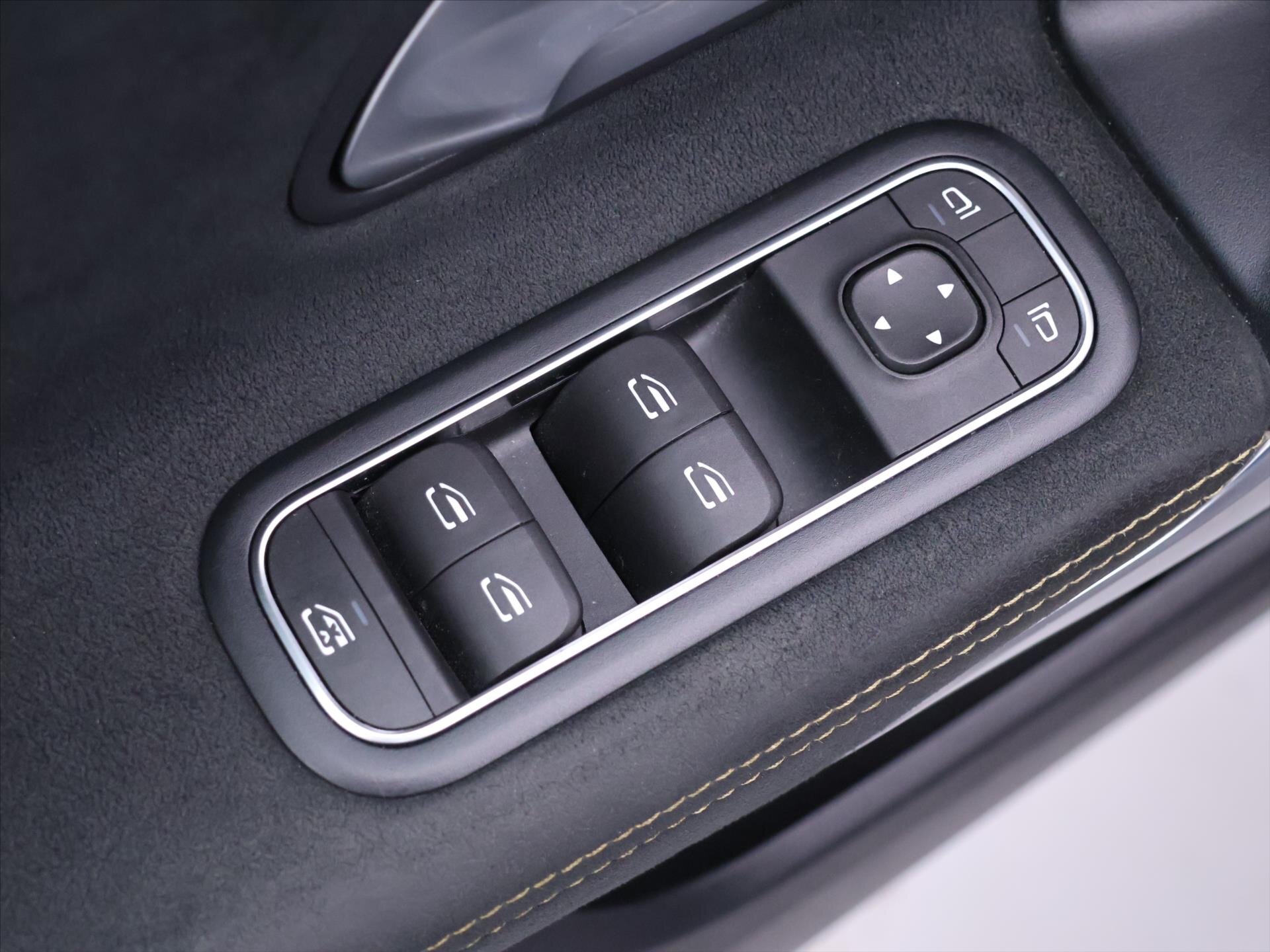 Mercedes-Benz Třídy A Hatchback 2,0 l 310 kw