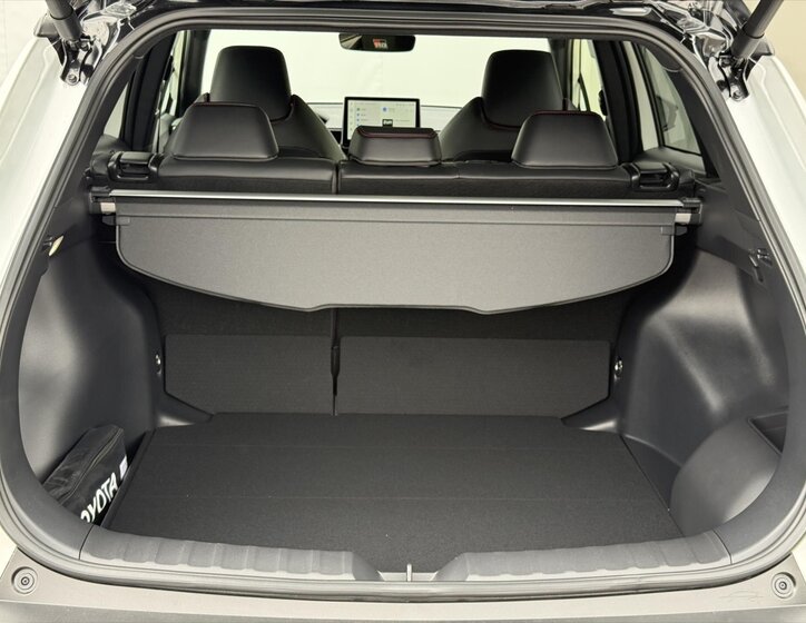 Toyota Corolla Cross SUV / Terénní 2,0 l 98 kw