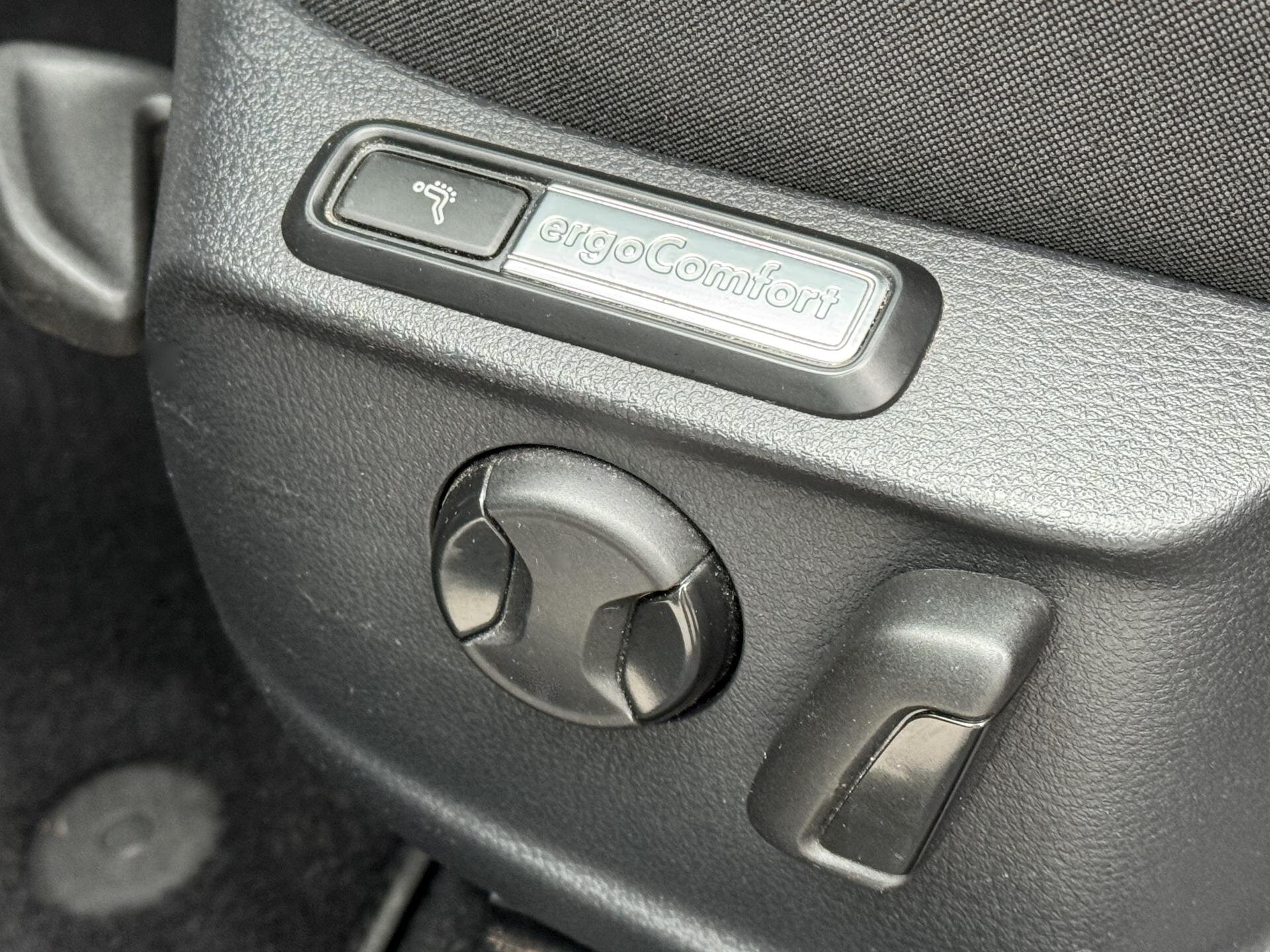 Volkswagen Passat Kombi 2,0 l 140 kw