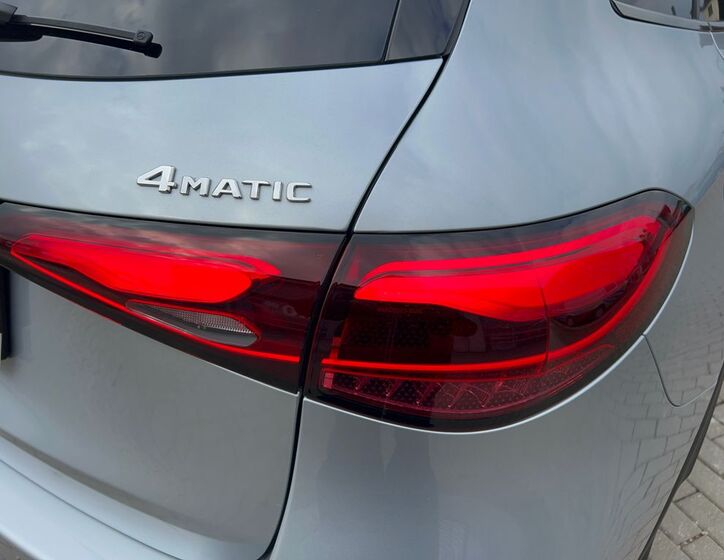 Mercedes-Benz GLC 13