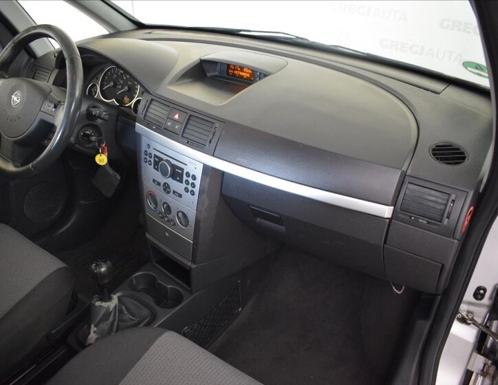 Opel Meriva MPV 1,7 l 74 kw