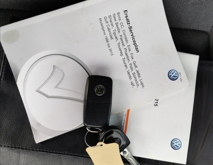 Volkswagen up! Hatchback 999,0 44 kw