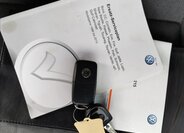 Volkswagen up! Hatchback 999,0 44 kw