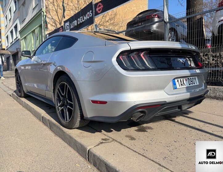 Ford Mustang Kupé 2,3 l 231 kw