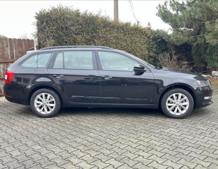 Škoda Octavia Kombi 2,0 l 110 kw