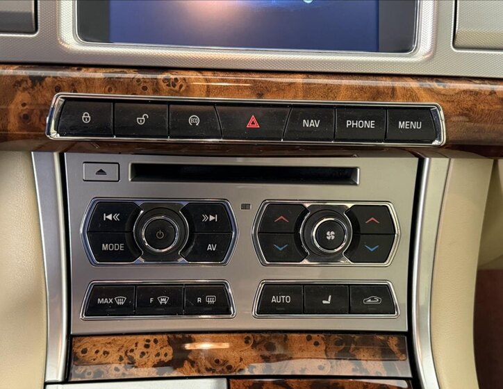 Jaguar XF Kombi 3,0 l 202 kw