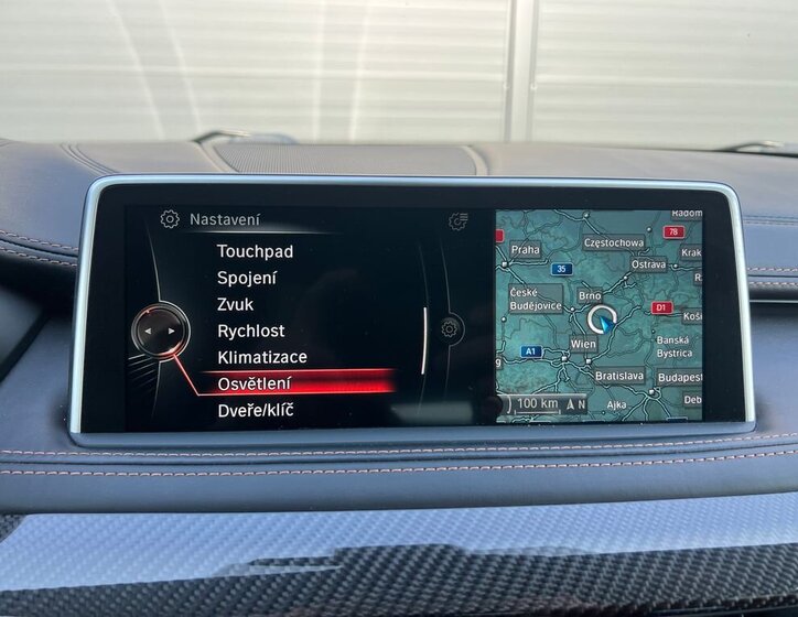 BMW X6 SUV / Terénní 4,4 l 512 kw