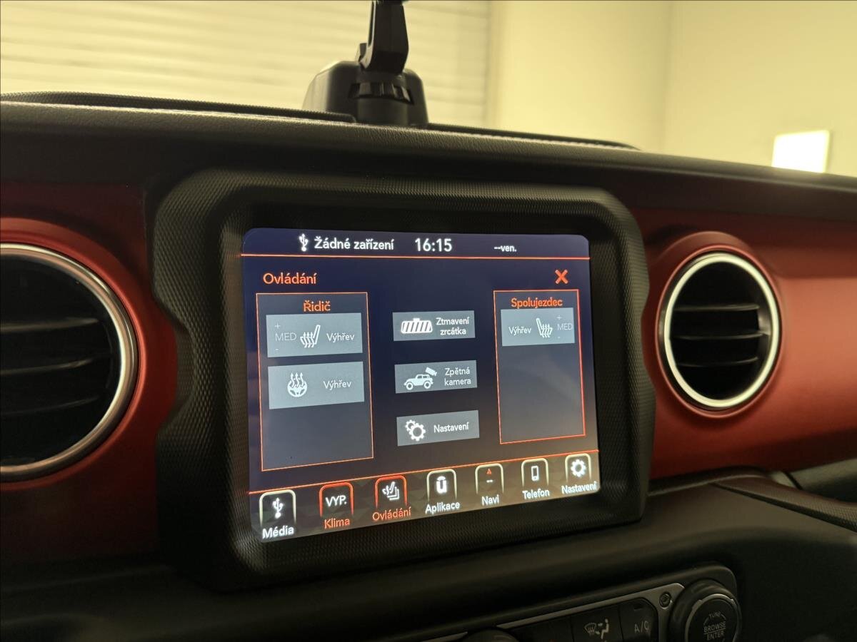 Jeep Wrangler Ostatní 2,0 l 200 kw