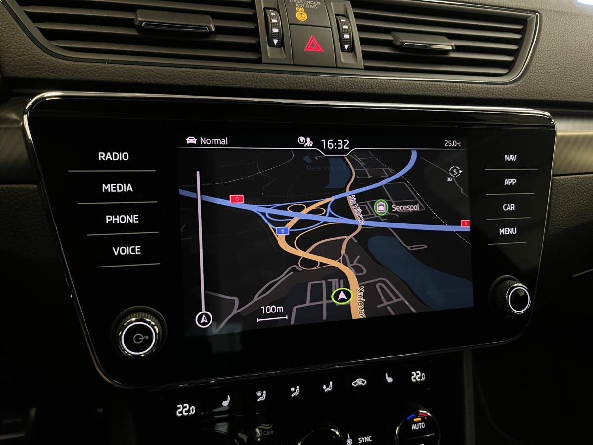 Škoda Superb Kombi 2,0 l 147 kw