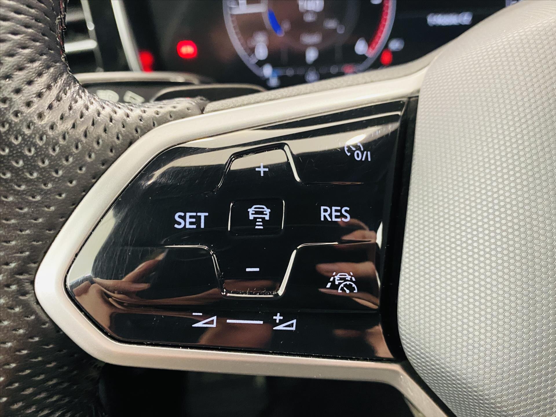 Volkswagen Touareg Kombi 3,0 l 210 kw