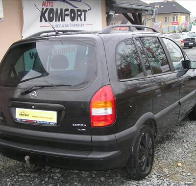 Opel Zafira 5