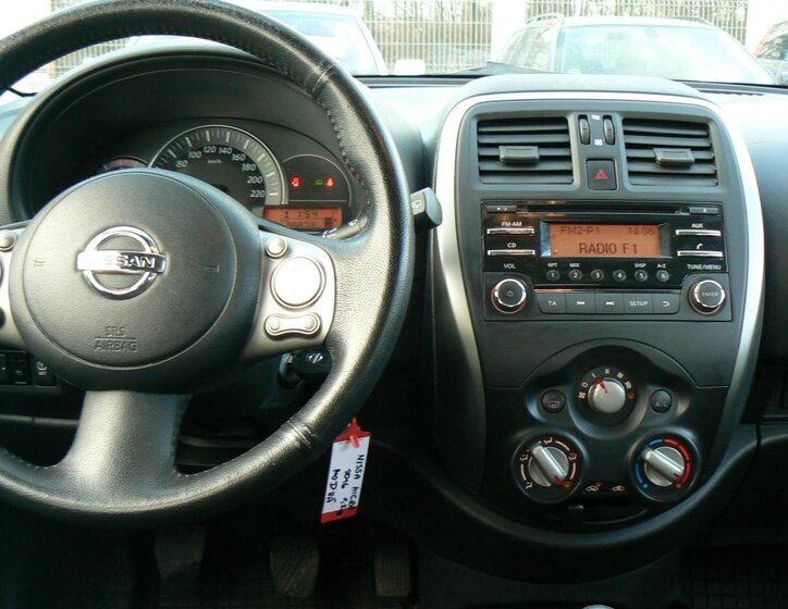 Nissan Micra Hatchback 1,2 l 59 kw
