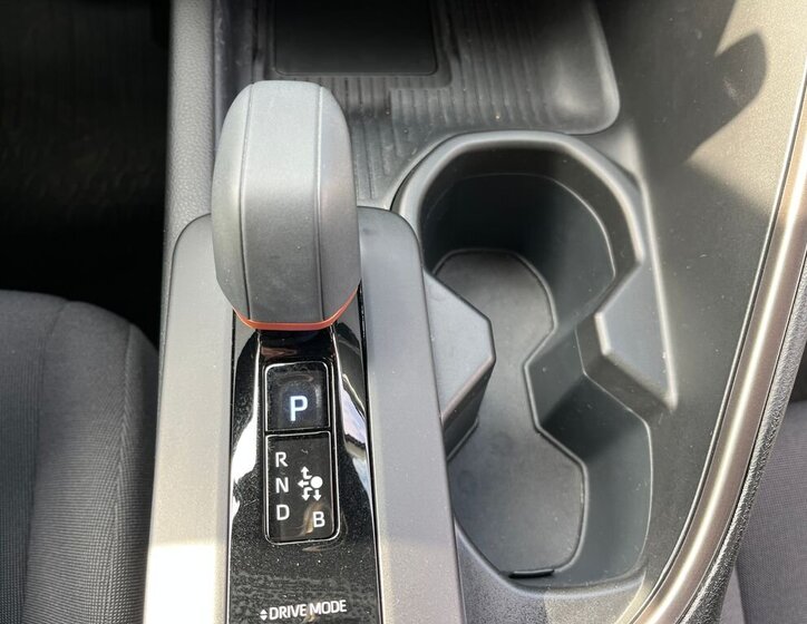 Toyota C-HR SUV / Terénní 2,0 l 112 kw