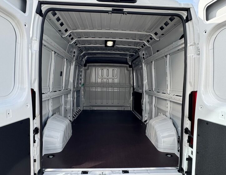 Toyota Proace Max Skříň 2,2 l 103 kw