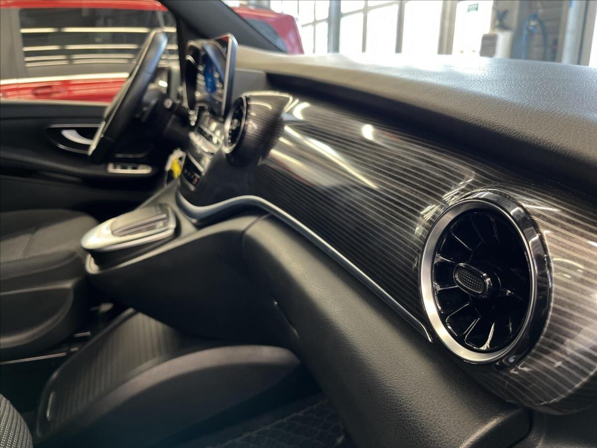 Mercedes-Benz Třídy V MPV 2,0 l 174 kw