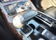 Audi A8 Sedan / Limuzína 3,0 l 190 kw