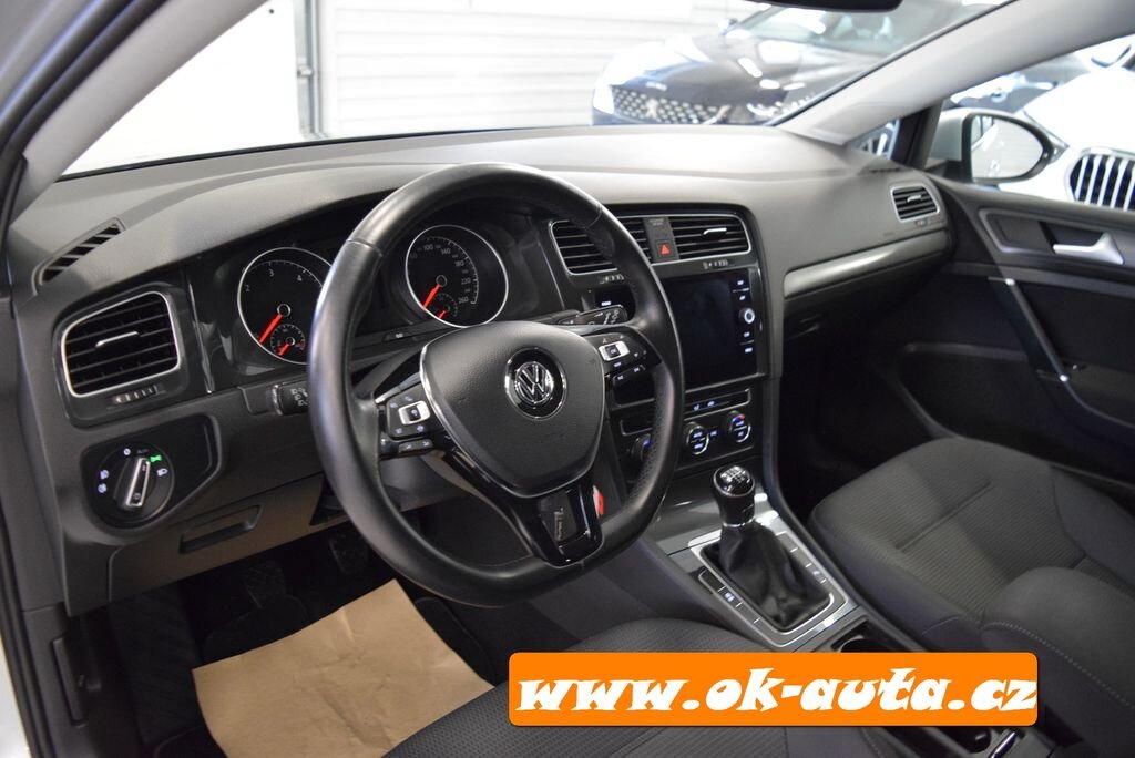 Volkswagen Golf Kombi 1,6 l 85 kw