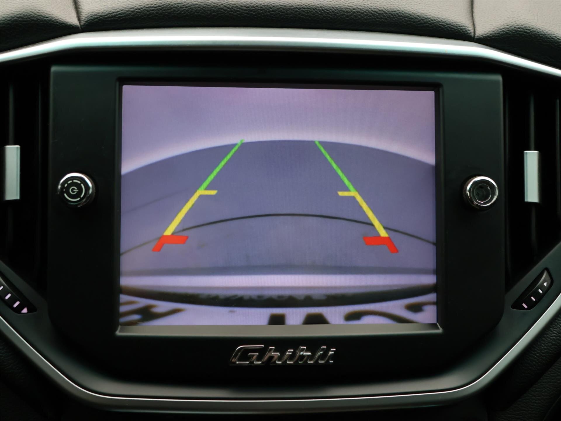 Maserati Ghibli Sedan 3,0 l 302 kw